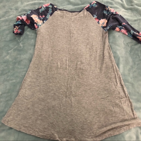 Rose Diamond Floral Raglan Baseball Tee - Picture 2 of 7